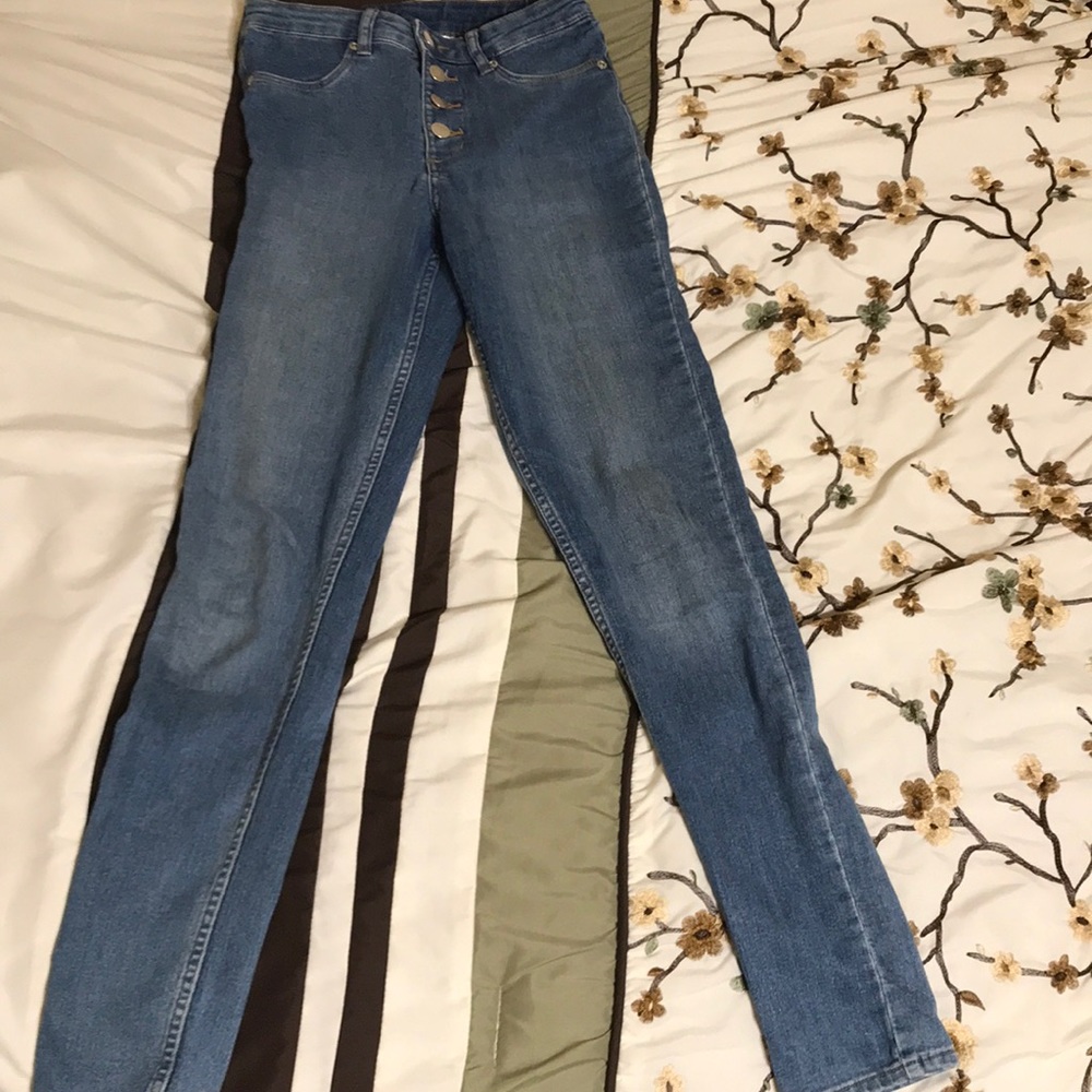 Jeans